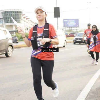 Runner Photo 6030202