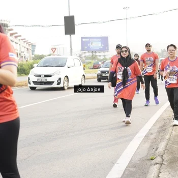 Runner Photo 6030205