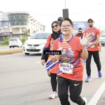 Runner Photo 6030206