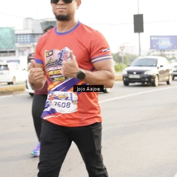 Runner Photo 6030218