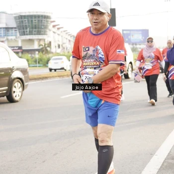 Runner Photo 6030239