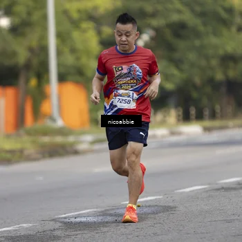 Runner Photo 6030250