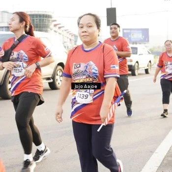 Runner Photo 6030273
