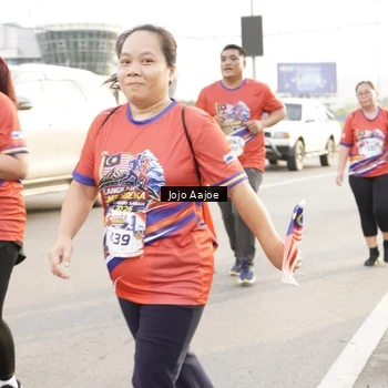 Runner Photo 6030274
