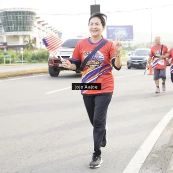 Runner Photo 6030323
