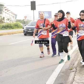 Runner Photo 6030340
