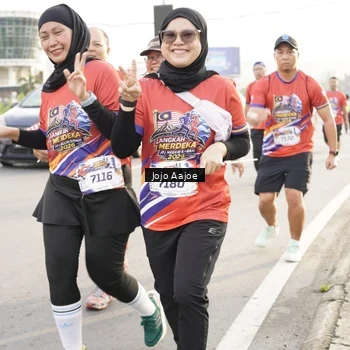 Runner Photo 6030345