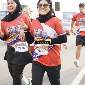 Runner Photo 6030348