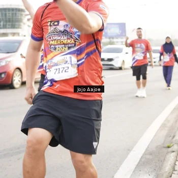 Runner Photo 6030363