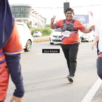 Runner Photo 6030389