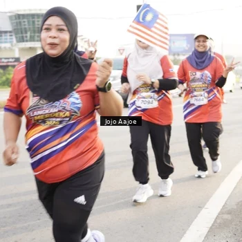 Runner Photo 6030546