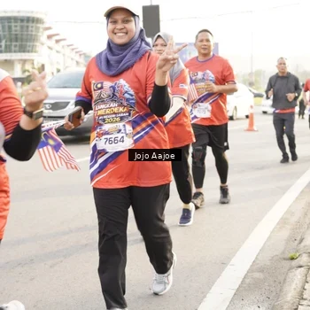 Runner Photo 6030547