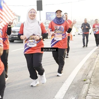 Runner Photo 6030548