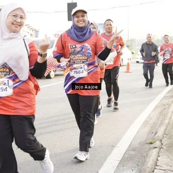 Runner Photo 6030550