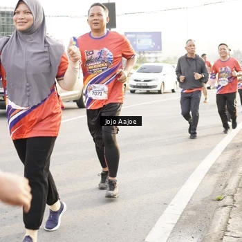 Runner Photo 6030555