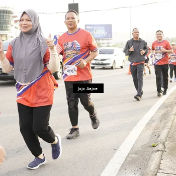 Runner Photo 6030556