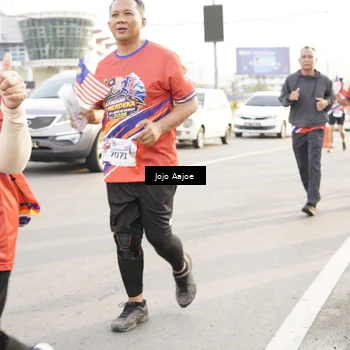 Runner Photo 6030560