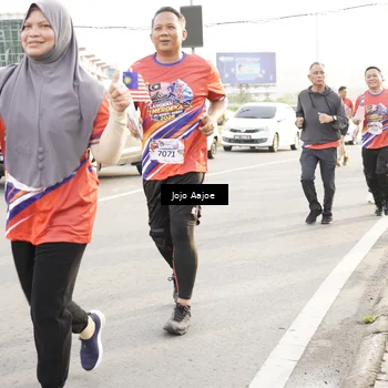 Runner Photo 6030561