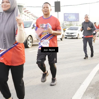 Runner Photo 6030565