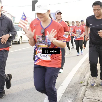 Runner Photo 6030588