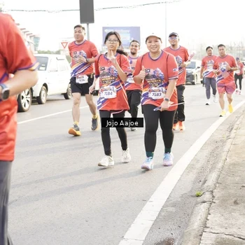 Runner Photo 6030591