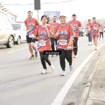 Runner Photo 6030592