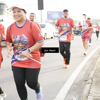 Runner Photo 6030601
