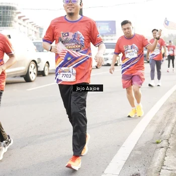 Runner Photo 6030607
