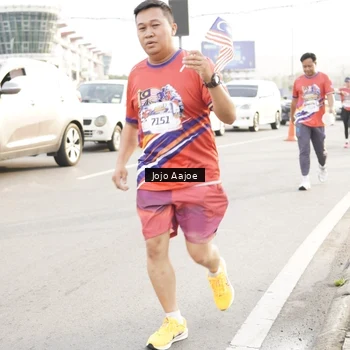 Runner Photo 6030612