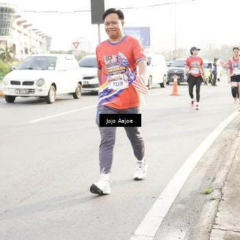 Runner Photo 6030619