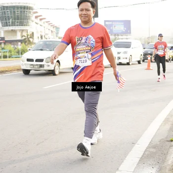 Runner Photo 6030624