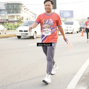 Runner Photo 6030627