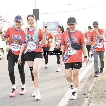 Runner Photo 6030634
