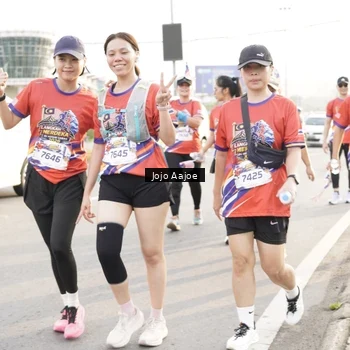 Runner Photo 6030635