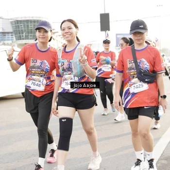 Runner Photo 6030644
