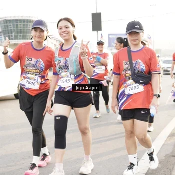 Runner Photo 6030646