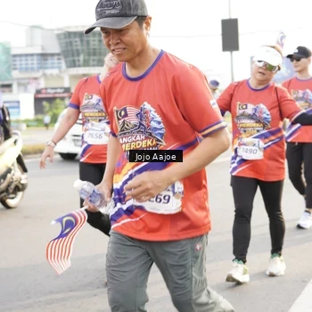 Runner Photo 6030647