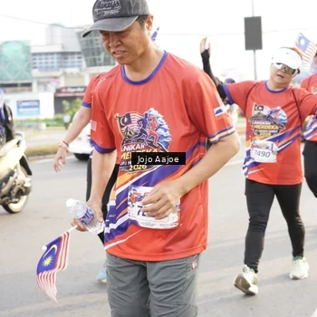 Runner Photo 6030649