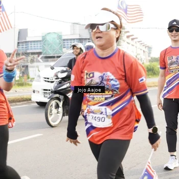 Runner Photo 6030660