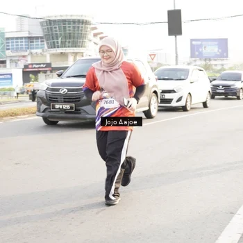 Runner Photo 6030666