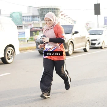 Runner Photo 6030668