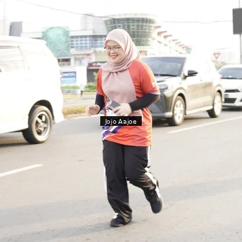 Runner Photo 6030669