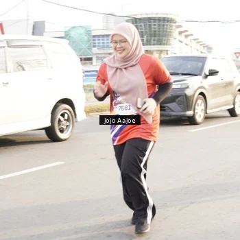 Runner Photo 6030672