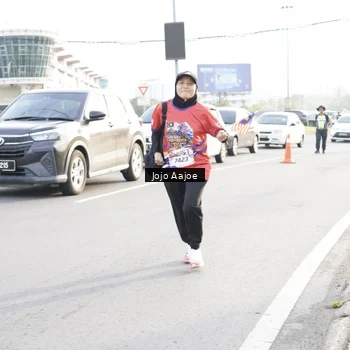 Runner Photo 6030685