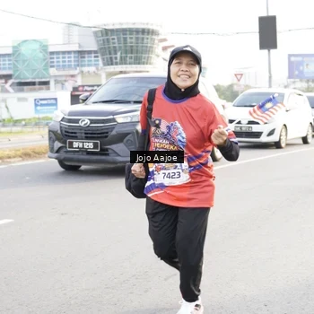 Runner Photo 6030695