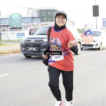 Runner Photo 6030696