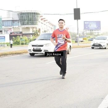 Runner Photo 6030704