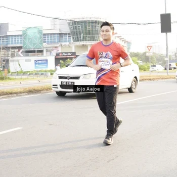 Runner Photo 6030707