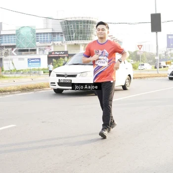 Runner Photo 6030709