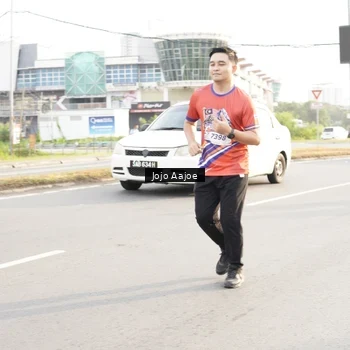 Runner Photo 6030711